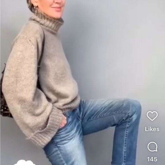 Rae Feather NWT Cozy Turtleneck Sweater - Taupe - Picture 5 of 6